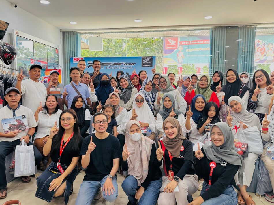 PT Capella Dinamik Nusantara (CDN), Main Dealer sepeda motor Honda di Kepulauan Riau, bersama PT Astra Honda Motor (AHM), sukses merayakan Hari Pelanggan Nasional (HARPELNAS) 2025. (Foto : Humas Capella Honda Kepri)
